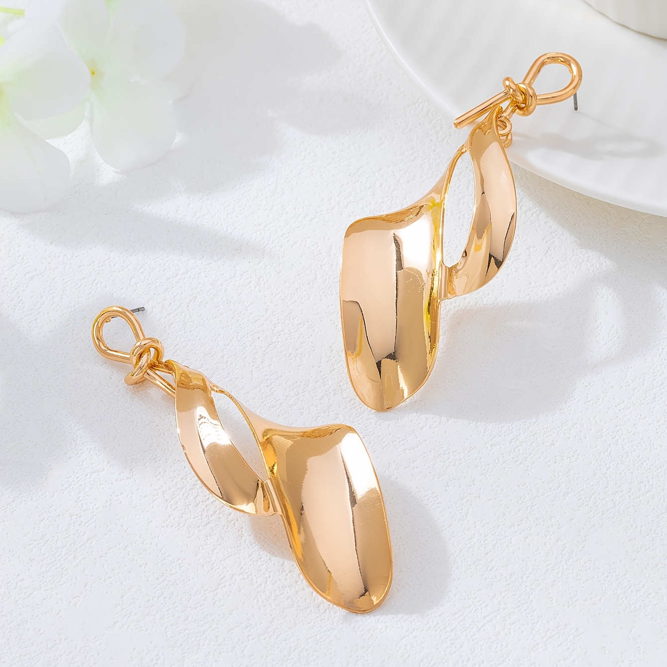 2pcs Abstract Twisted Earrings with Rope Knot Closure, Eye-Catching